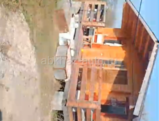 Продаю домик. С участком 6 соток. Рядом с границей. 2,5 лимона. Документы на руках. 