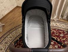 Коляска 2в1 все комплектующие есть