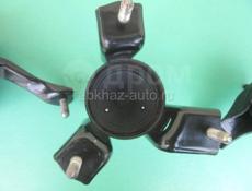 Подушка двигателя