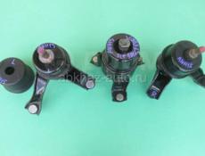 Подушка двигателя