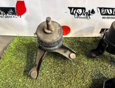 Подушки двигатеял