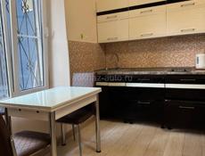 Продам 2 ух комнатную квартиру 