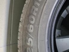 225 60 R18 две штуки