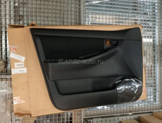 Обшивка двери COROLLA (2001)