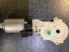 Мотор регулировки сиденья ALPHАRD (2008), АVЕNSIS (2003), САMRY (2006), CORONА