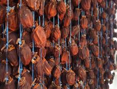 Сушенная хурма, разная цена