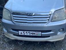 Тойота Вокси