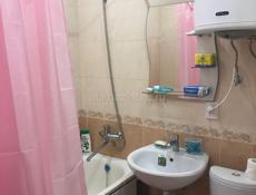 Квартира 2-х комнатная с лоджией в Центре Сухума по ул. Воронова 