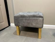 Продажа пуфиков Честер