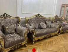 Диван с креслами 