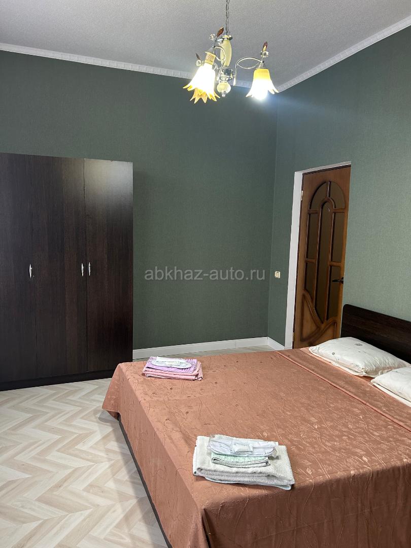 Сдам этаж в двухэтажном доме на 13 человек 