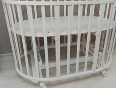 Продаётся детская кроватка в использовании была 1 месяц все вопросы на ватсап +79409564220 