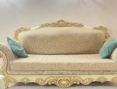   Продаются диван и два кресла!