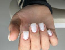 Начинающий мастер маникюра 