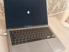 Продам Макбук