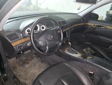 Mercedes-Benz 200-Series