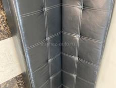 Продаю диван офисный , раскладной , в идеальном состоянии, , 2 метра длина . Четыре человека помещаются. 10 т . Успейте ) 