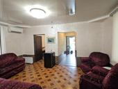 Продается дом с двориком в центре г.Сухум