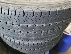 215 65 R15 C две штуки 