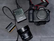 Беззеркальный фотоаппарат Canon R