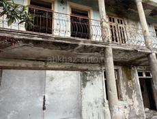 Продается двухэтажный дом в Сухуме (район Гумиста)