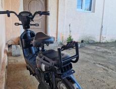 Электрический мопед 