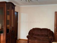 Продается двухкомнатная квартира с балконом, в центре Сухума.