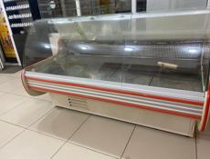 Холодильник и полки