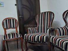 Срочно продам антиквариат ! Комплект мягкой мебели 