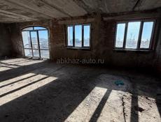 Срочно продается квартира в новостройке на Бегйгуа.Квартира расположена на 3 этаже .58 квадратов .