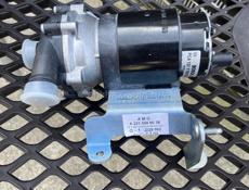 Продам помпу на MERCEDES AMG