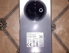 Продаю телефон срочно