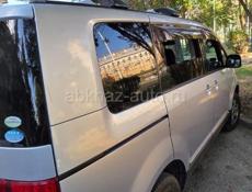 Mitsubishi Space Wagon