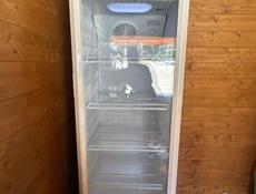 Барная стойка,холодильник. Продажа.