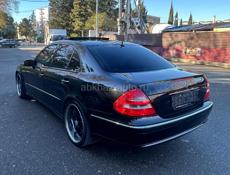 Mercedes-Benz E-Класс