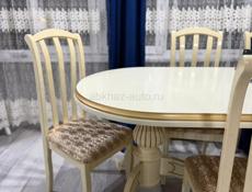 Продаю стол с 6 стульями 