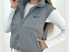 В наличии женская одежда