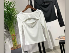 В наличии женская одежда