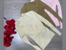 В наличии женская одежда