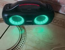 Колонка DIGMA новая, покупал за 7, писать в ватсап