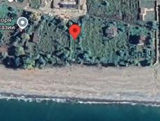 участок на берегу моря 