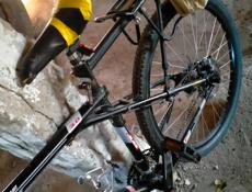 Продам два велосипед один бмксая цена 30000