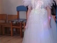 Продается платье детское 
