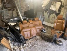 В разборе Nissan fuga 3.5