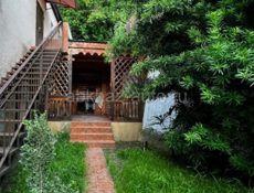 Сдается дом в центре на длительный срок 