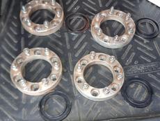 Продам проставки на джип комплект 