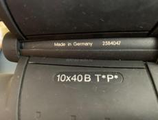 Бинокль Carl Zeiss Victory 10x40 B T* P*