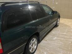 Opel Omega