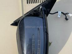 Правое ушко на Мерседес бенз 212 рестайлинг