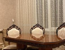 Продаётся стол